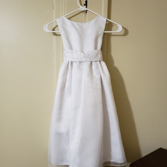 Girls size 6 communion/flower girl dress and veil - Picture 1 of 4